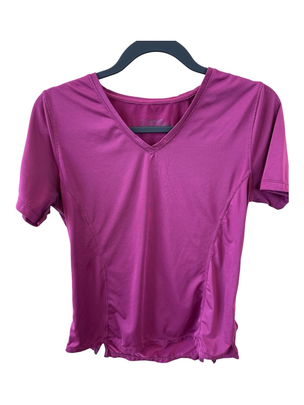 SkirtSports Women's V-Neck Active Tee in Fuchsia